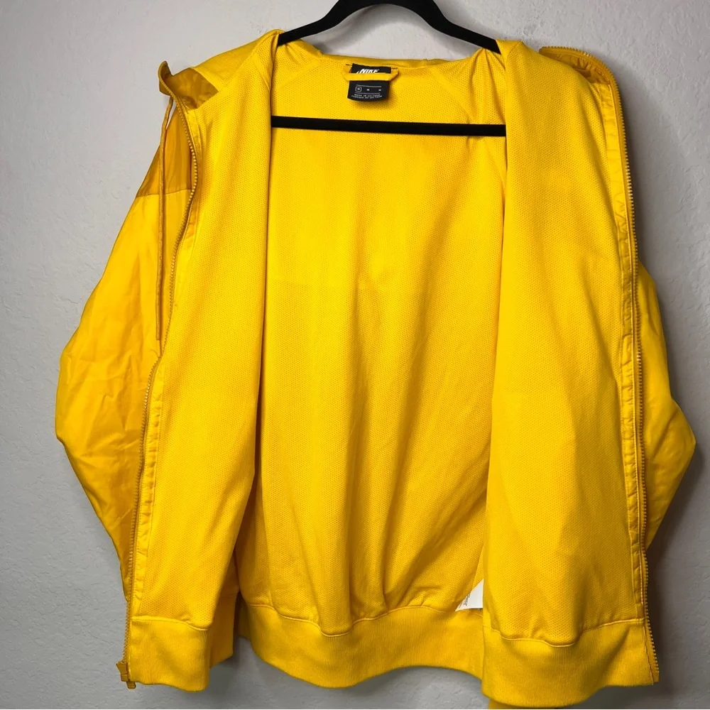 Nike Sportswear Windrunner Hooded Windbreaker Jacket Nylon Yellow Size M Men’s - Picture 10 of 16